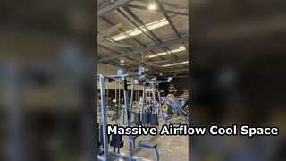 Демонстрация высокообъемных низкоскоростных вентиляторов с 6 лопастями, длиной 16 футов, длиной 5,0 м