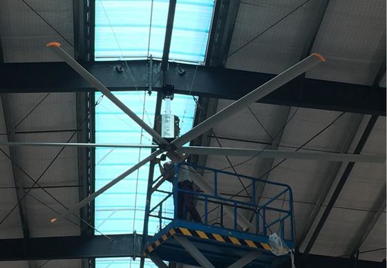 Хорошая цена. Вентилятор HVLS, установленный на мастерской онлайн